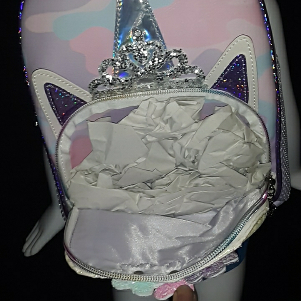 OMG Backpack - Picture 6 of 7